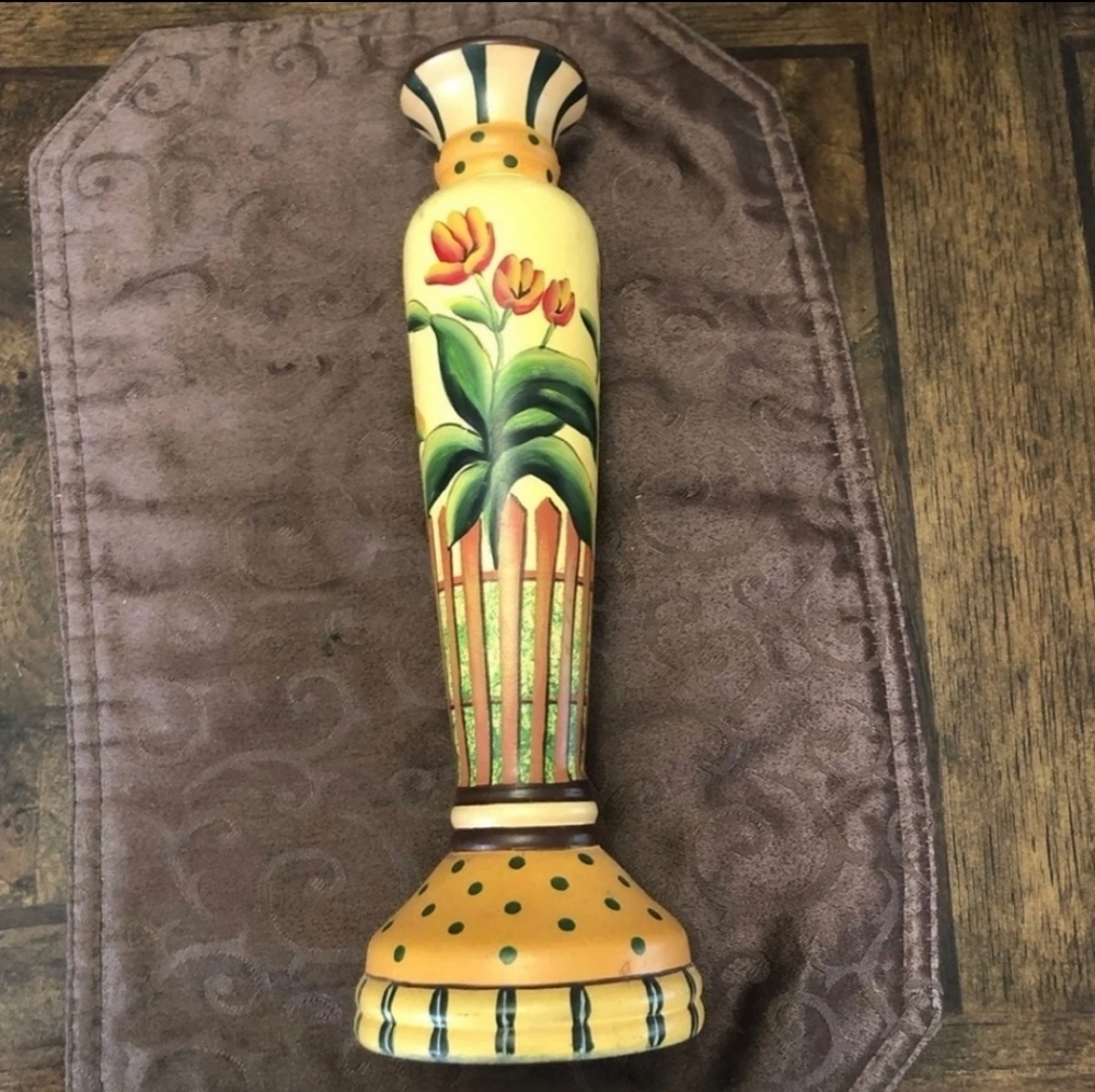 Candle holder